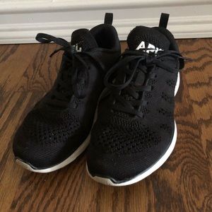 APL Techloom Pro Running Shoes, Black, Size 7.5